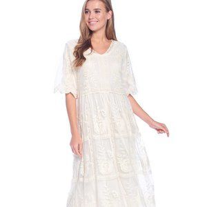 Bellflower Oatmeal Lace Maxi Dress